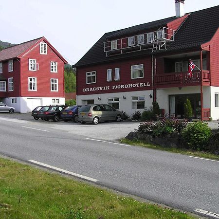 Balestrand Fjordapartments Holmen 19A Eksteriør billede