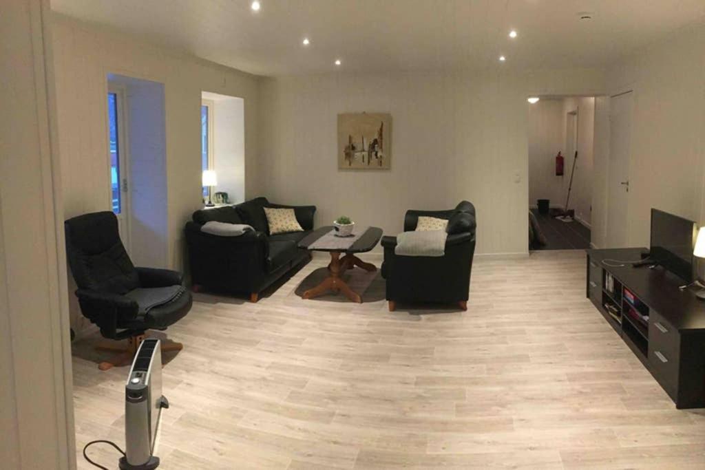 Balestrand Fjordapartments Holmen 19A Eksteriør billede