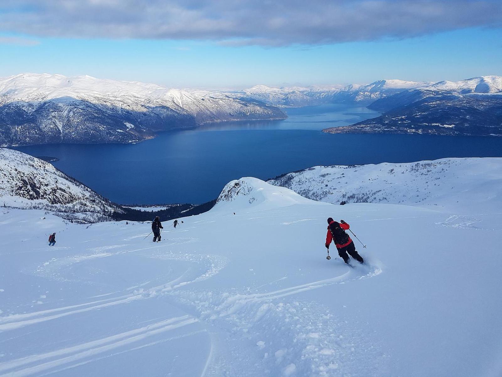Balestrand Fjordapartments Holmen 19A Eksteriør billede